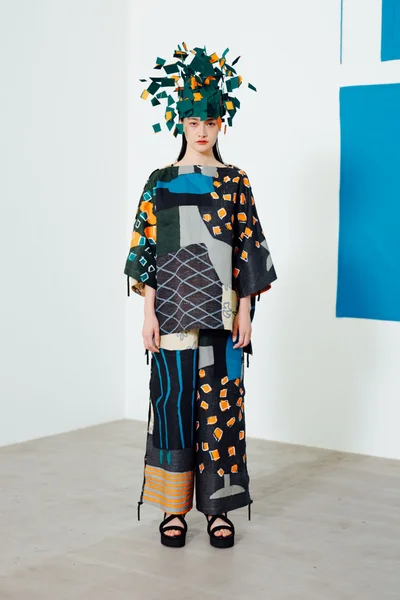 Look 33